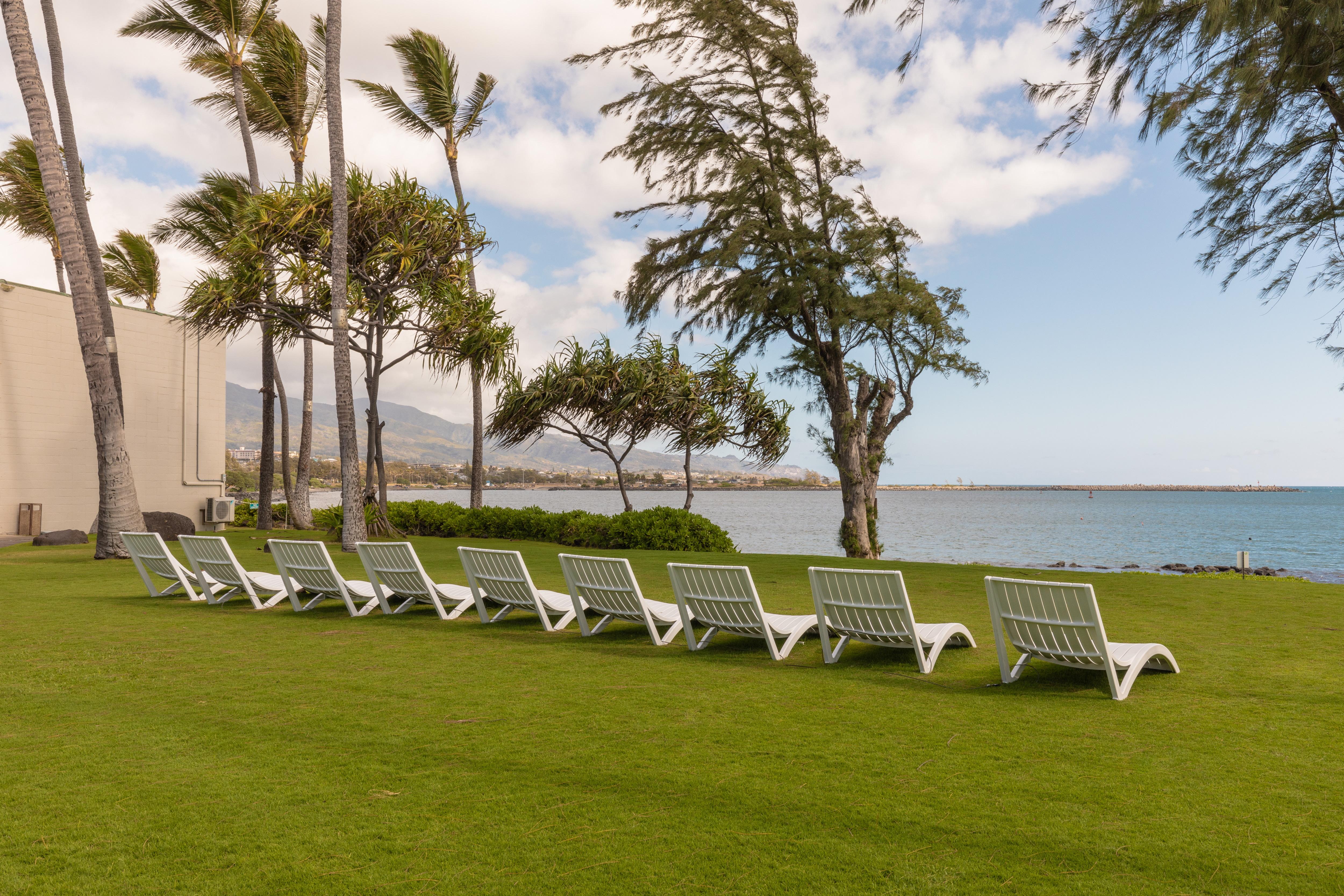 Maui Beach Hotel Kahului Exterior photo