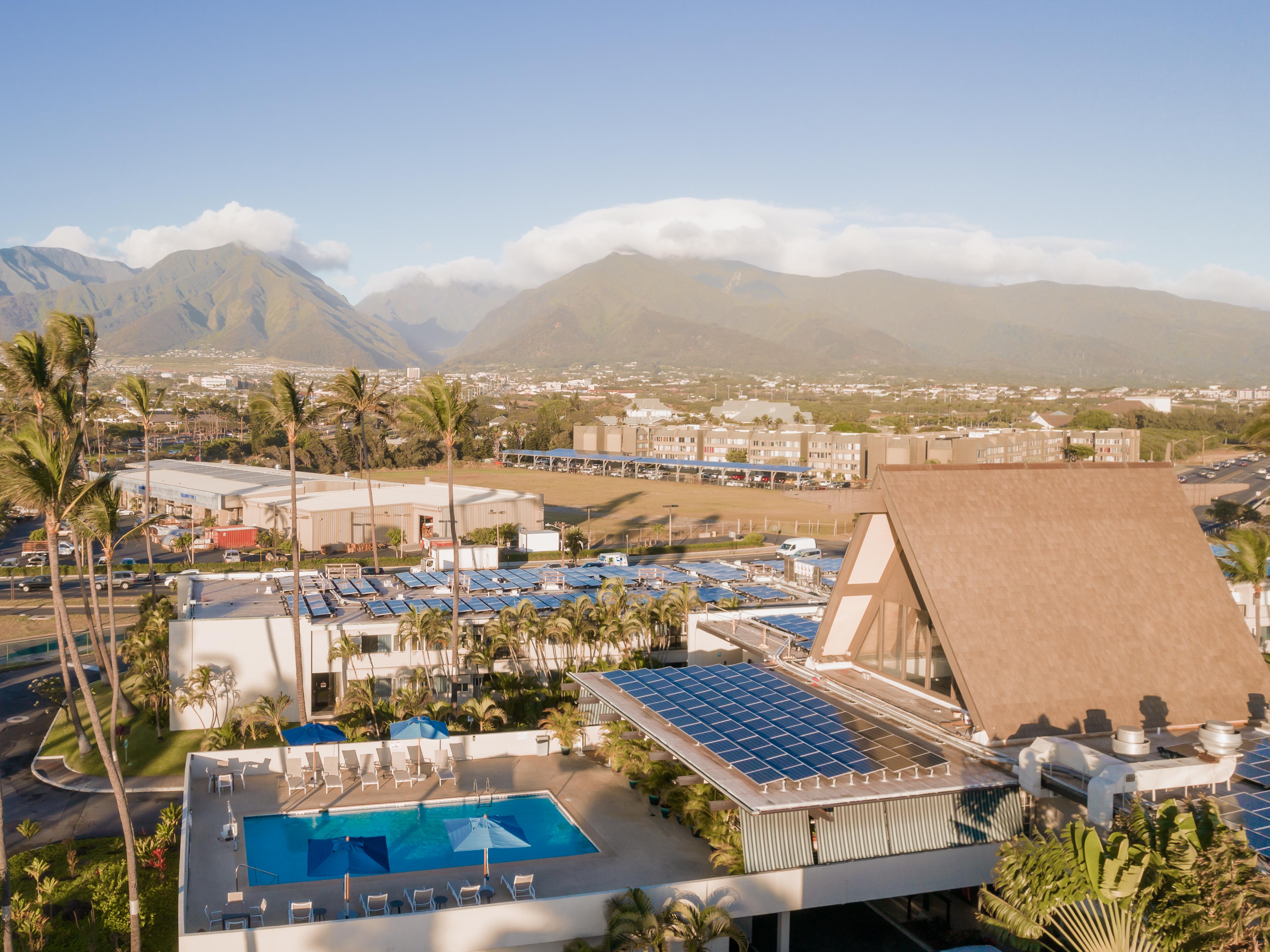 Maui Beach Hotel Kahului Exterior photo